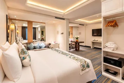 Vip Family City View - Afternoon Tea — A&EM Saigon Hotel